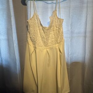 Elegant Cream Lace Dress